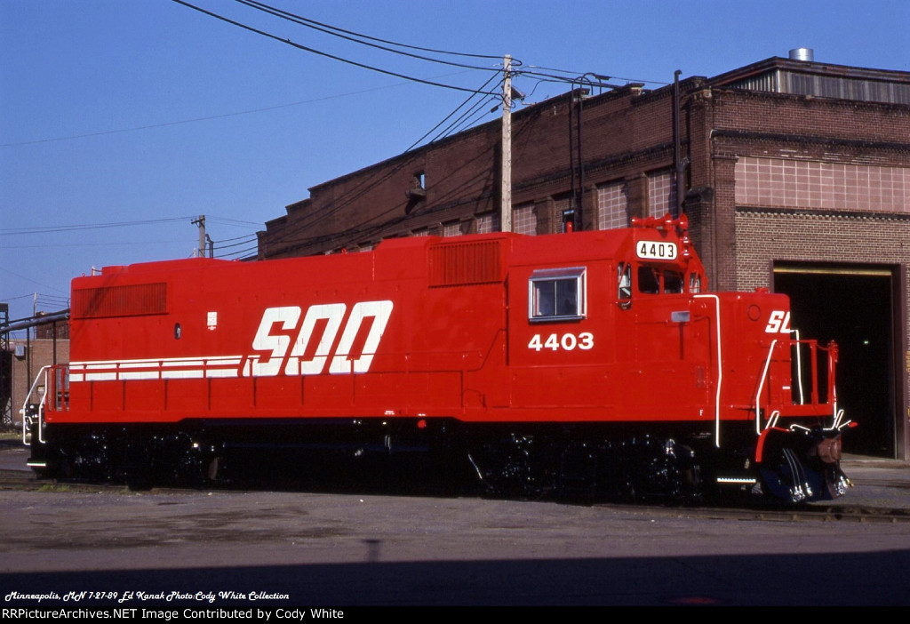 Soo Line GP38-2 4403